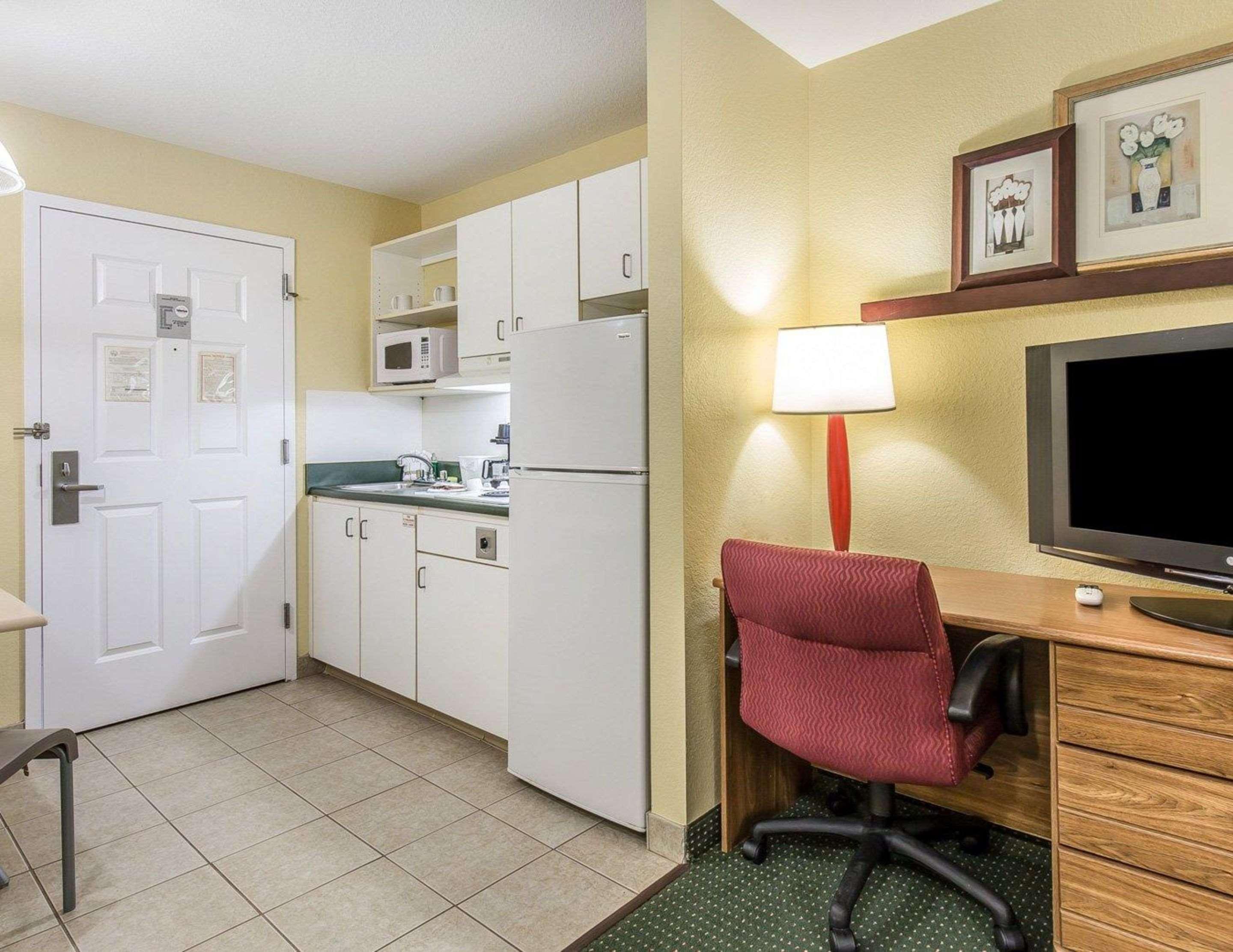 Suburban Studios Fort Myers Cape Coral Ngoại thất bức ảnh