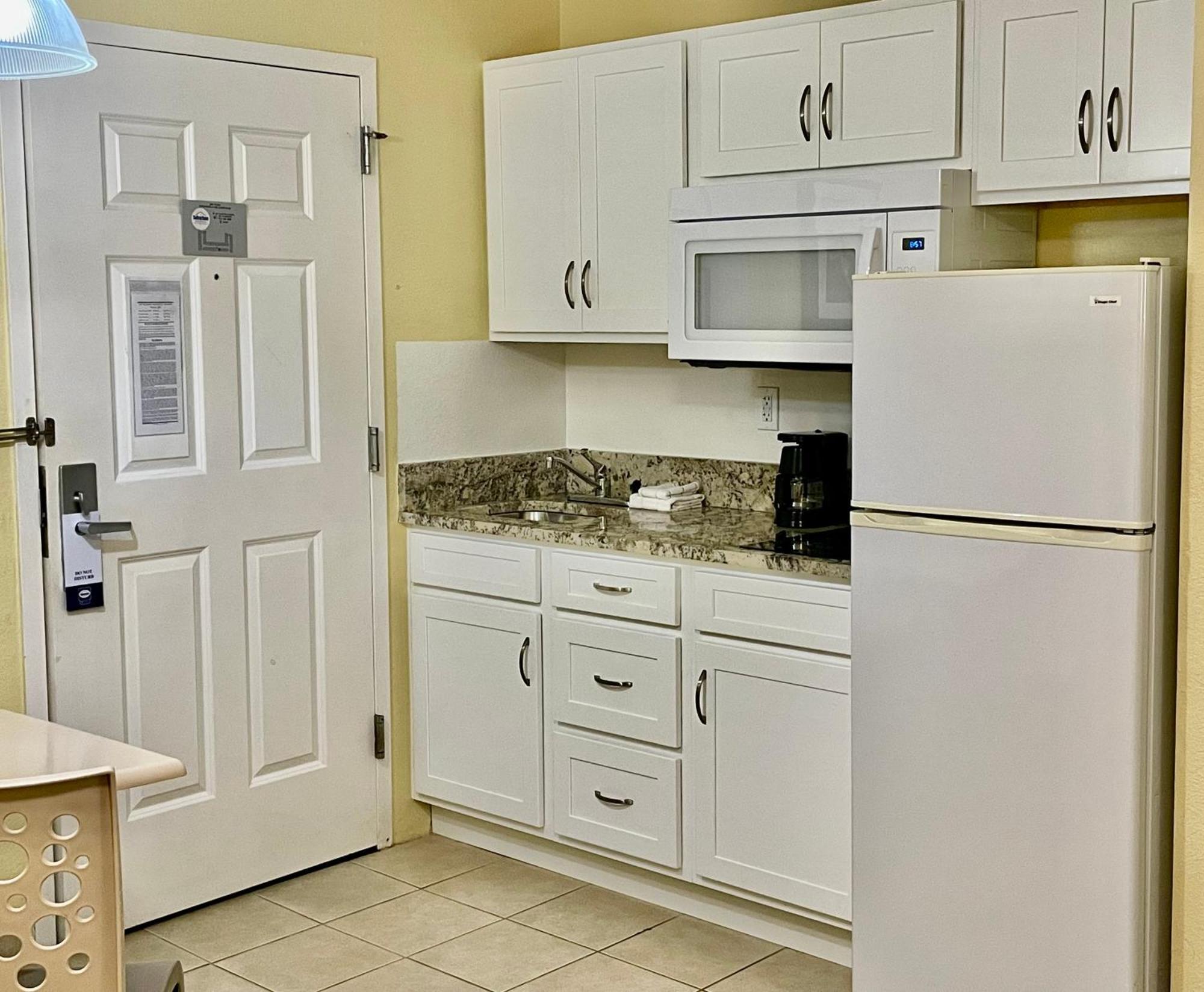 Suburban Studios Fort Myers Cape Coral Ngoại thất bức ảnh
