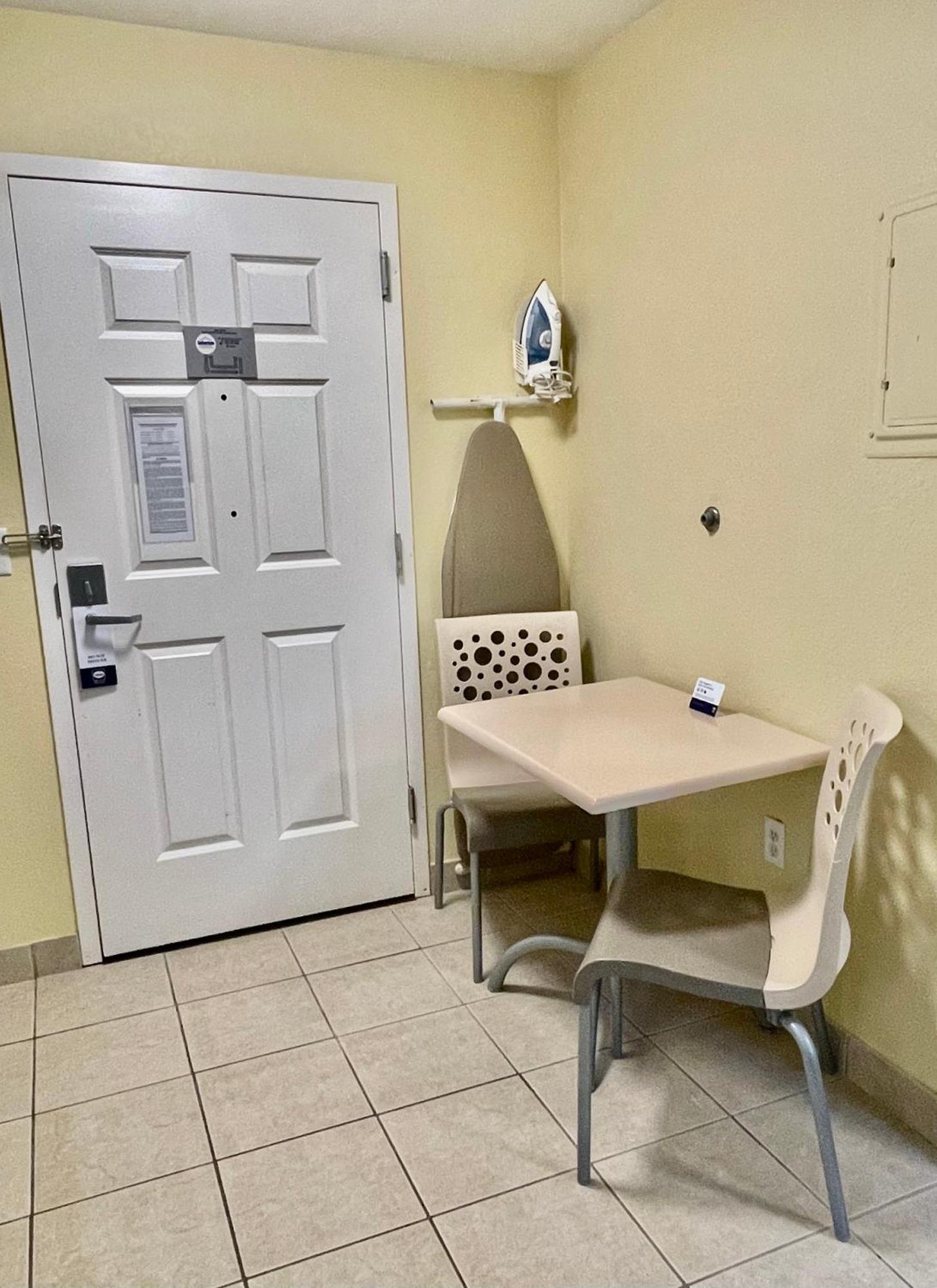 Suburban Studios Fort Myers Cape Coral Ngoại thất bức ảnh