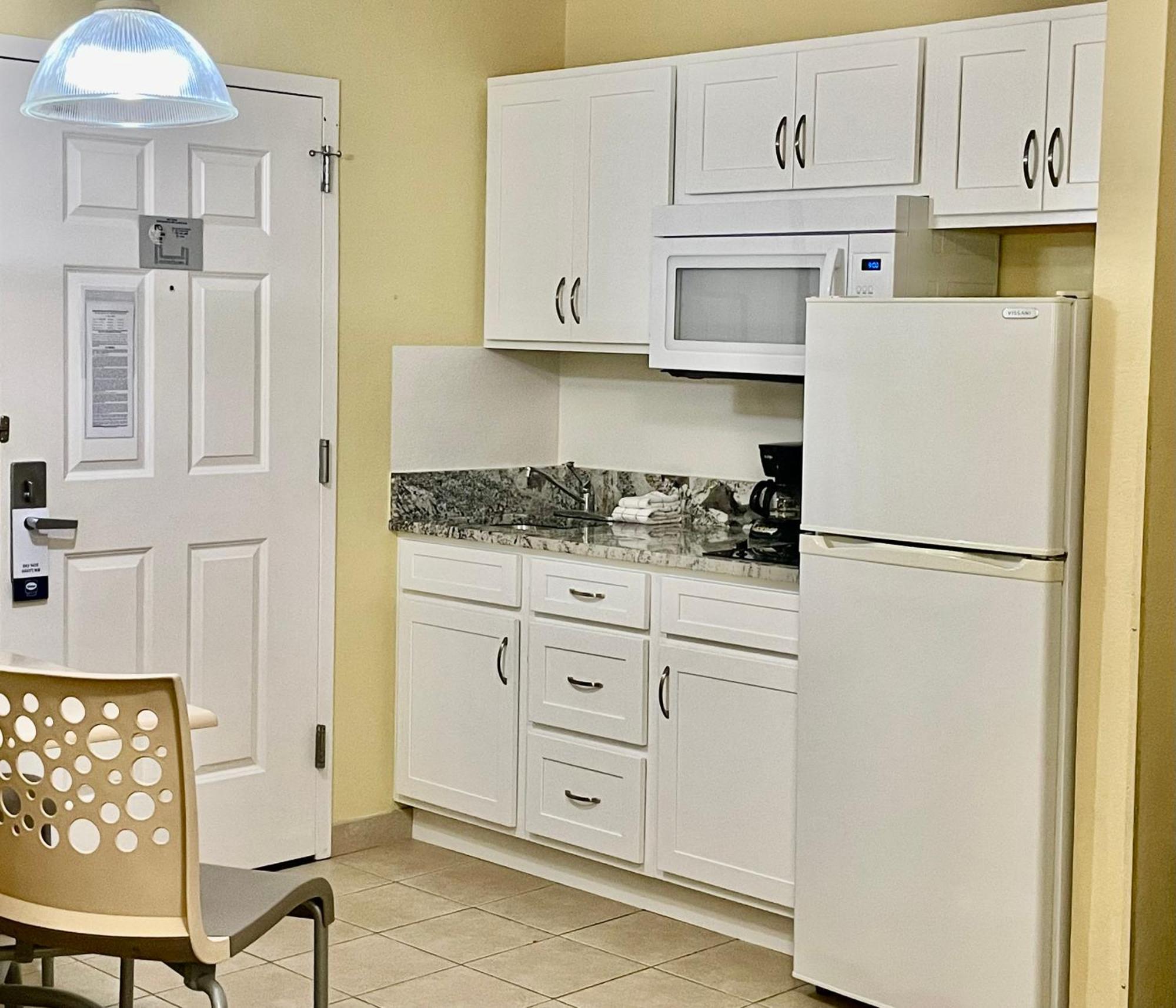 Suburban Studios Fort Myers Cape Coral Ngoại thất bức ảnh