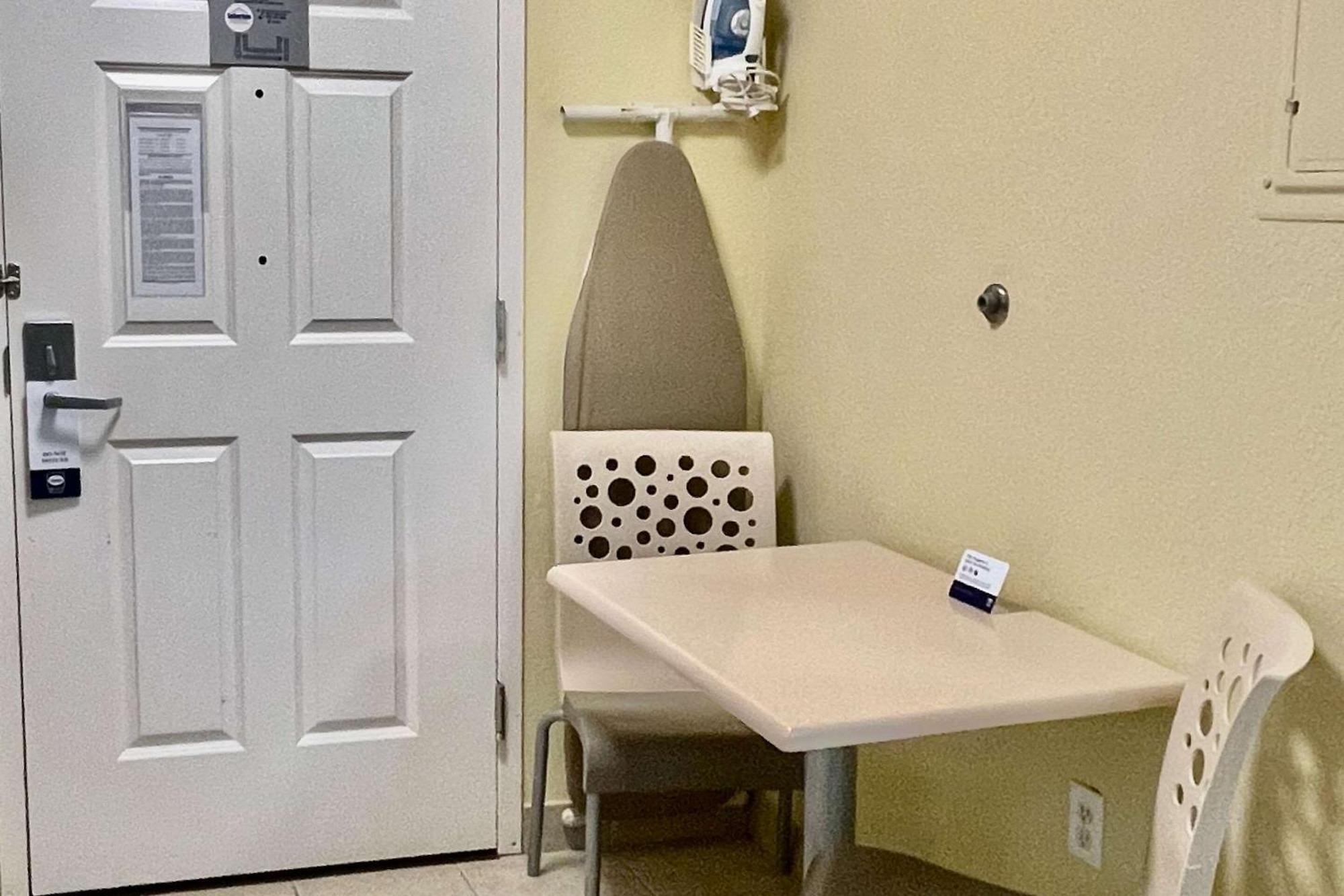 Suburban Studios Fort Myers Cape Coral Ngoại thất bức ảnh