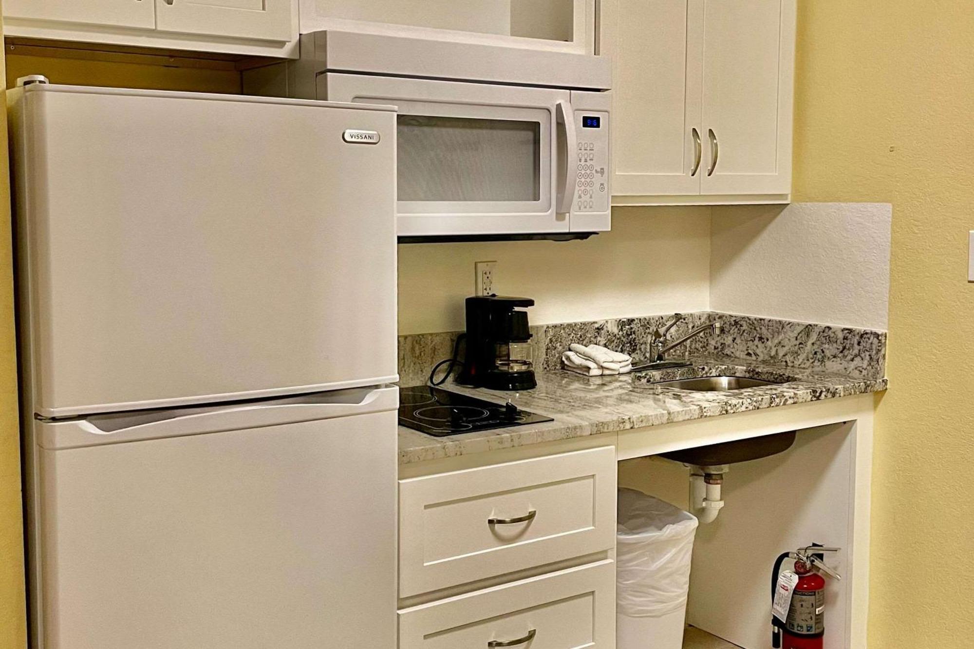 Suburban Studios Fort Myers Cape Coral Ngoại thất bức ảnh