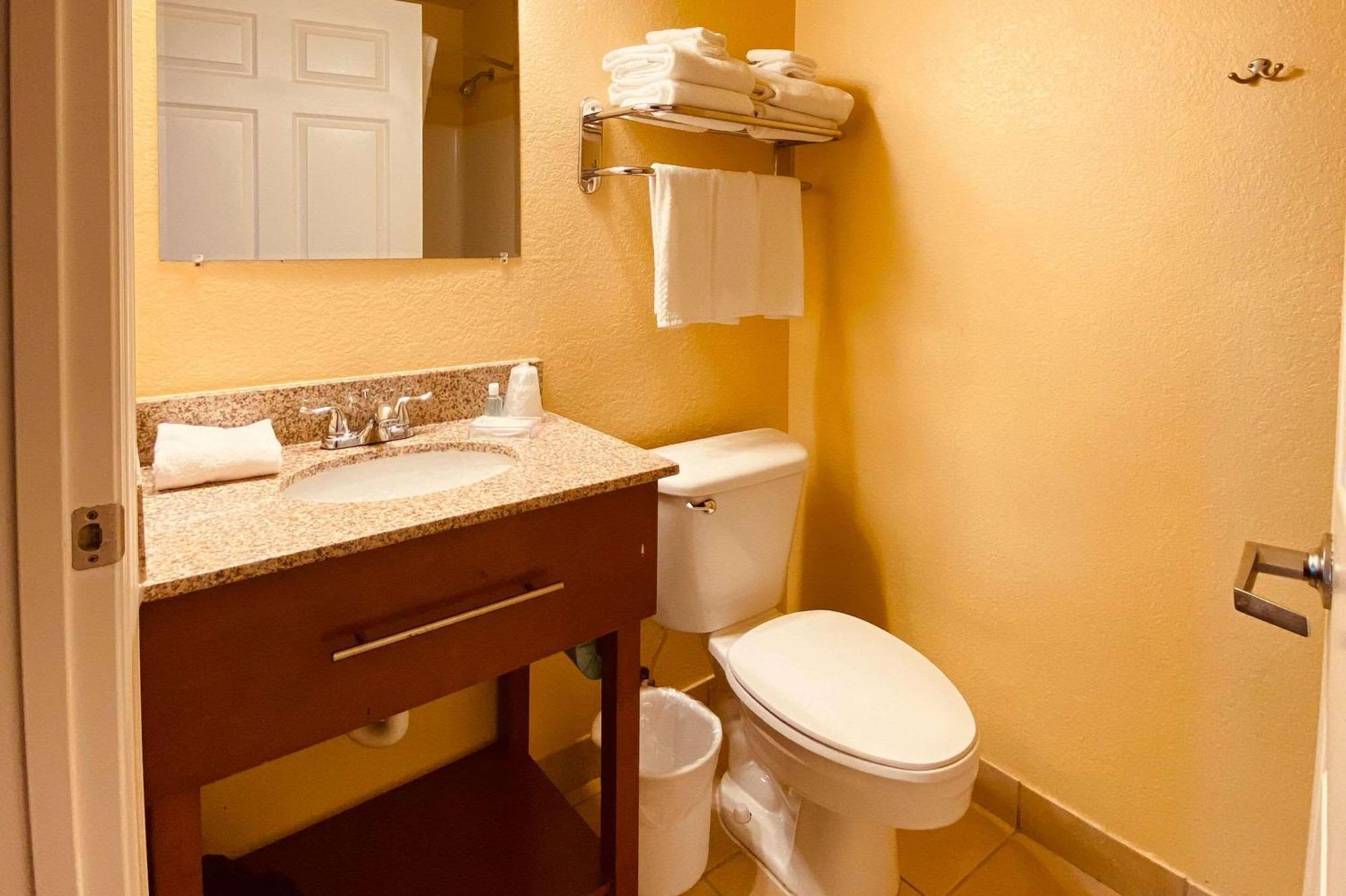 Suburban Studios Fort Myers Cape Coral Ngoại thất bức ảnh