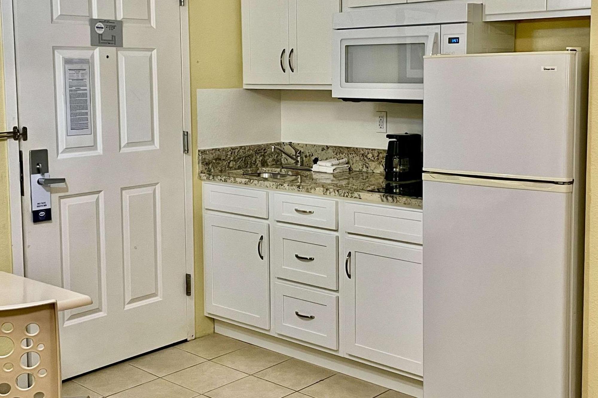 Suburban Studios Fort Myers Cape Coral Ngoại thất bức ảnh