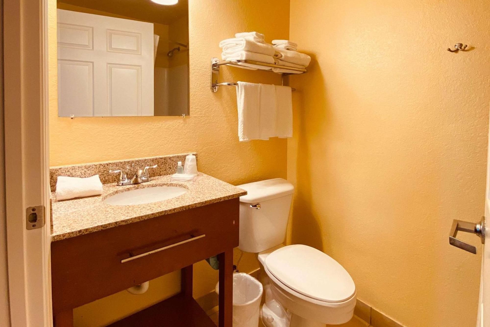 Suburban Studios Fort Myers Cape Coral Ngoại thất bức ảnh