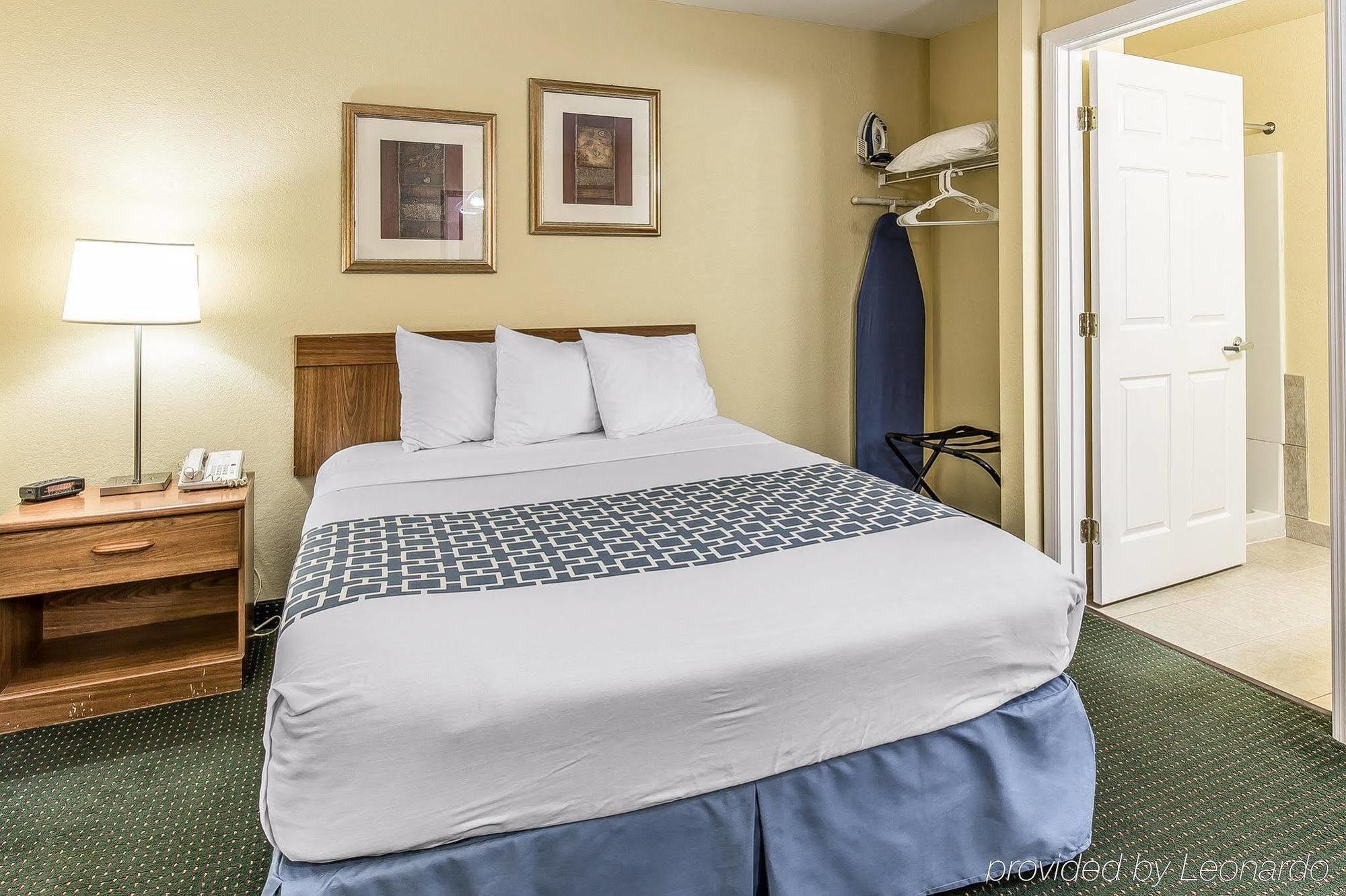 Suburban Studios Fort Myers Cape Coral Ngoại thất bức ảnh